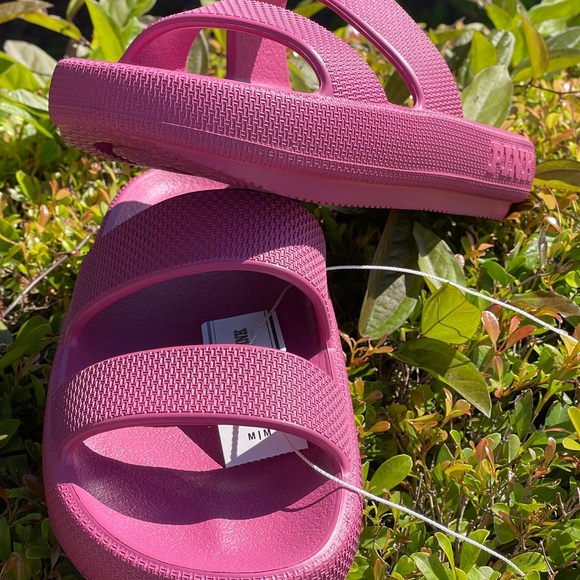 PINK Victoria Secret Double Strap Pillow Slides In Red Violet Medium 7/8 - Picture 6 of 11